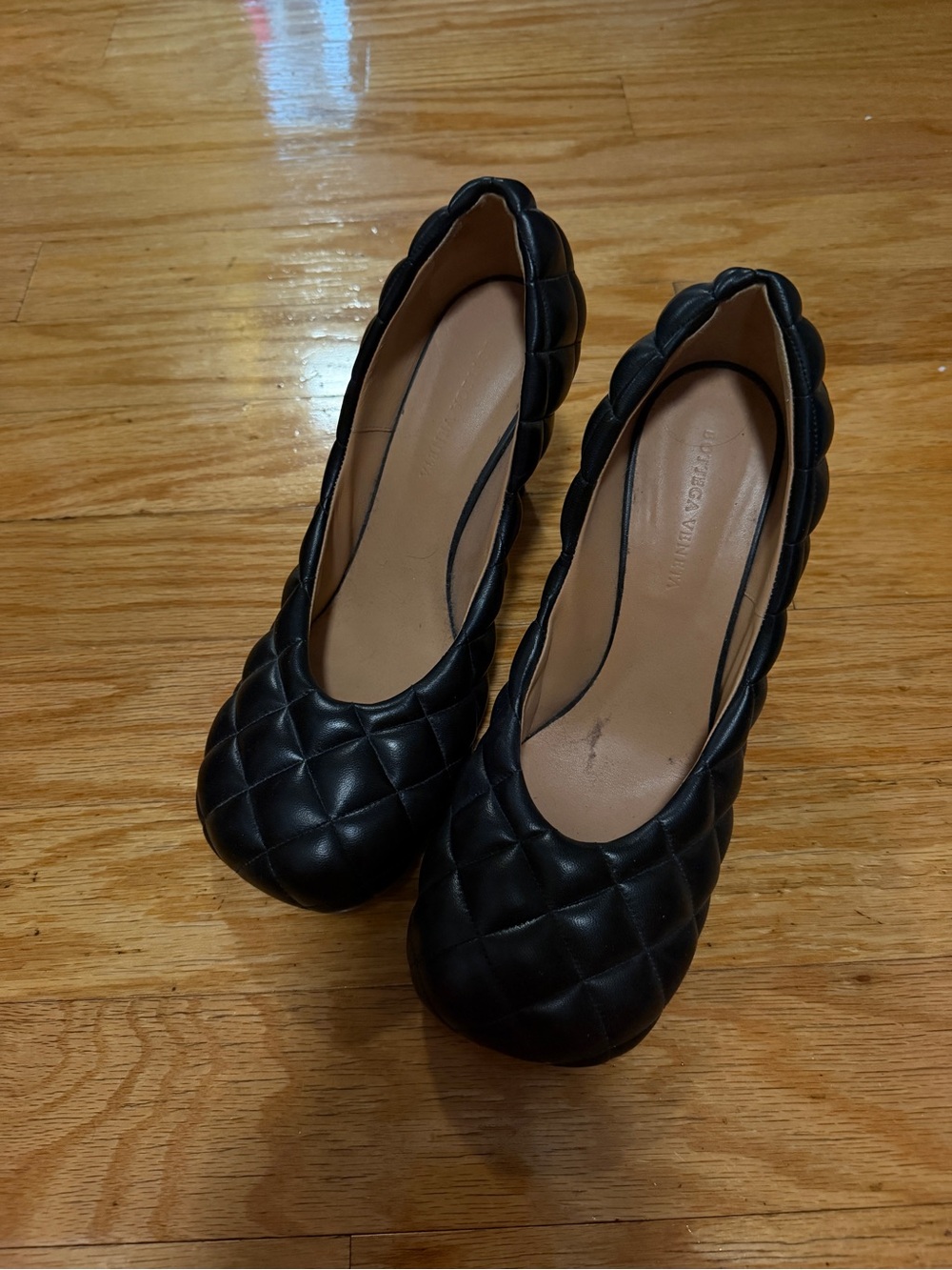 Bottega Veneta Padded Bloc Pumps in black quilted leather